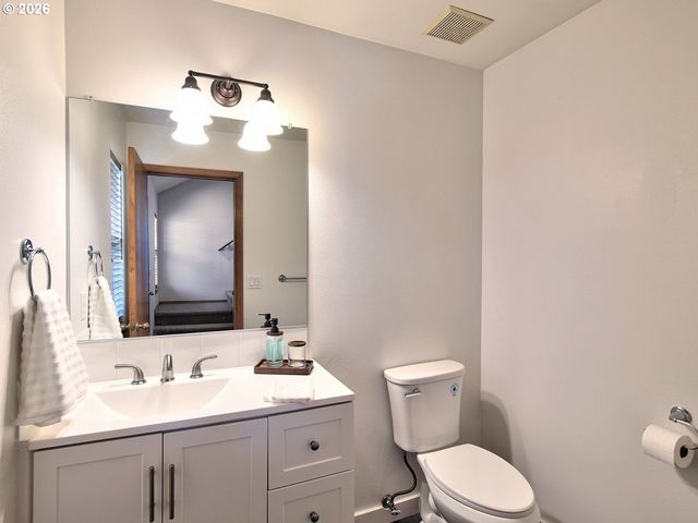 23041 Sw SCHAMBURG Dr, Sherwood, OR 97140