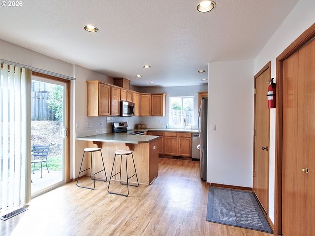 23041 Sw SCHAMBURG Dr, Sherwood, OR 97140