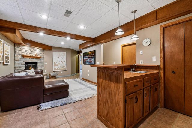 9226 Telford Bay, Brooklyn Park, MN 55443