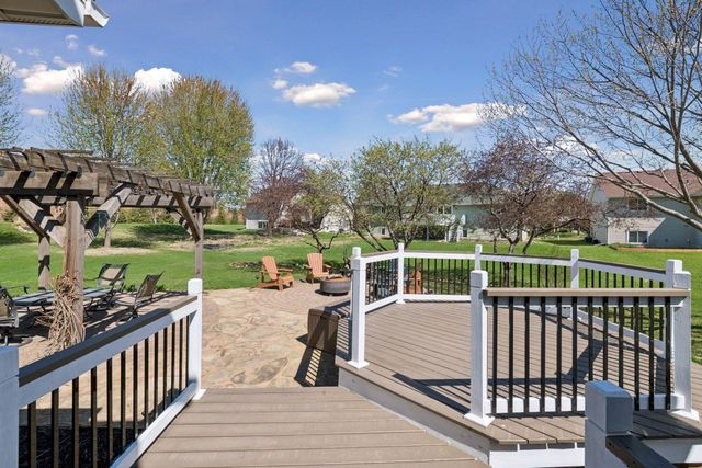 9226 Telford Bay, Brooklyn Park, MN 55443