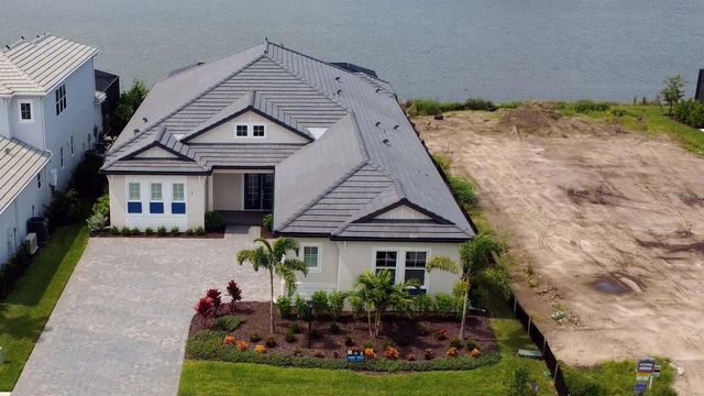 812 BLUE SHELL LOOP, Sarasota, FL 34240