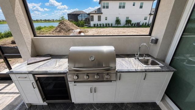 812 BLUE SHELL LOOP, Sarasota, FL 34240