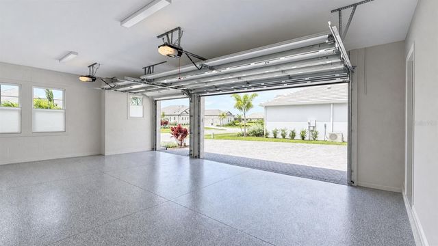 812 BLUE SHELL LOOP, Sarasota, FL 34240