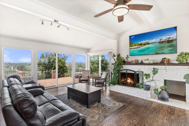 4986 San Jacinto Circle East, Fallbrook, CA 92028