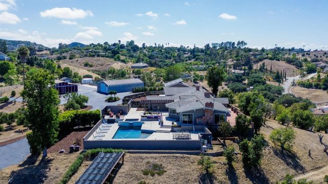 4986 San Jacinto Circle East, Fallbrook, CA 92028