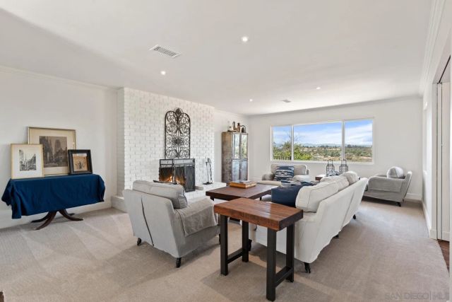 4986 San Jacinto Circle East, Fallbrook, CA 92028
