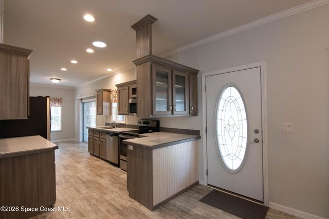 1111 Scobey Court NE, Palm Bay, FL 32907