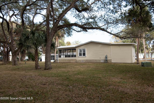1111 Scobey Court NE, Palm Bay, FL 32907