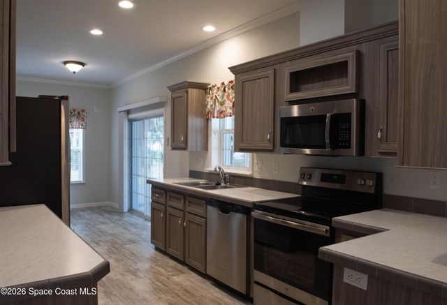 1111 Scobey Court NE, Palm Bay, FL 32907