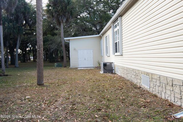 1111 Scobey Court NE, Palm Bay, FL 32907