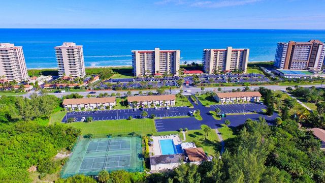 4245 N Highway A1a 8, Fort Pierce, FL 34949