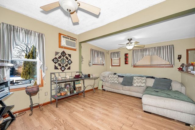 10 Pond St, Lynn, MA 01904