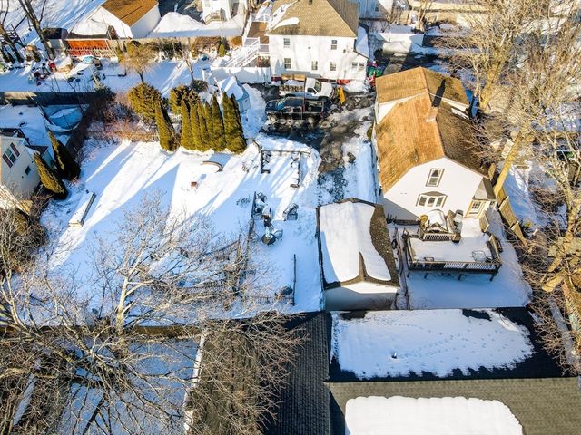 10 Pond St, Lynn, MA 01904