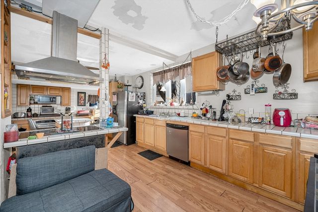 10 Pond St, Lynn, MA 01904