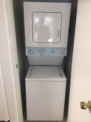7114 N Holiday, Galveston, TX 77550