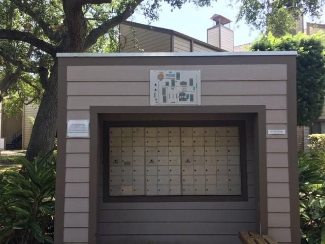 7114 N Holiday, Galveston, TX 77550