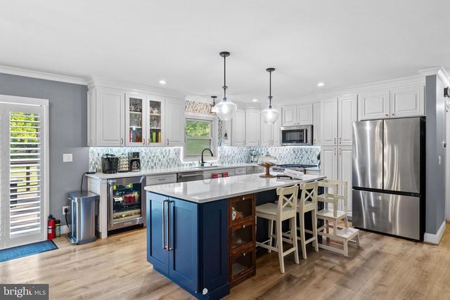 4300 RINGWOOD RD, Nokesville, VA 20181