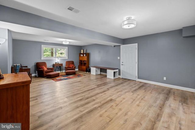 4300 RINGWOOD RD, Nokesville, VA 20181