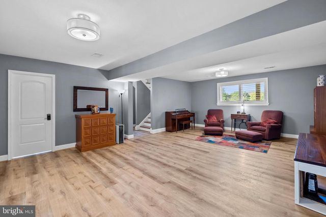 4300 RINGWOOD RD, Nokesville, VA 20181