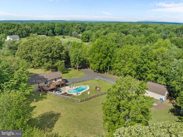 4300 RINGWOOD RD, Nokesville, VA 20181