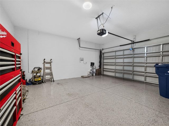 1673 SUTTONSET TRAIL, Zephyrhills, FL 33541