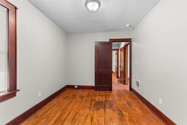 2710 PITTSBURGH Avenue, Erie, PA 16508