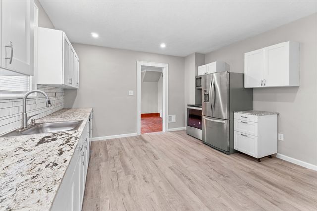 2710 PITTSBURGH Avenue, Erie, PA 16508