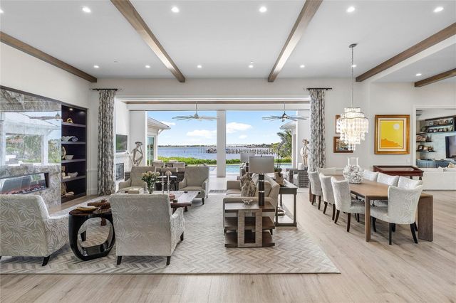 2842 SW Rivers End Way, Palm City, FL 34990