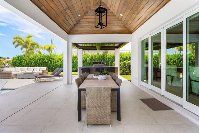 2842 SW Rivers End Way, Palm City, FL 34990