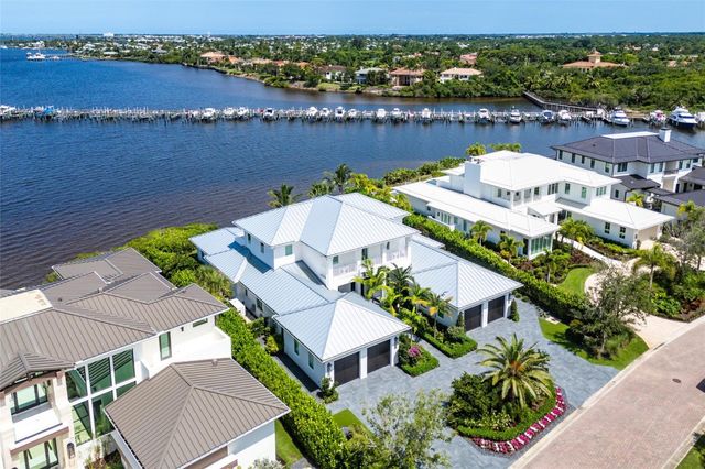 2842 SW Rivers End Way, Palm City, FL 34990