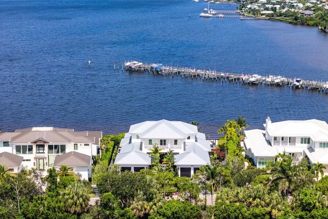 2842 SW Rivers End Way, Palm City, FL 34990