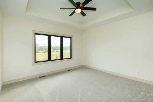 6641 River Bend Drive, Johnston, IA 50131