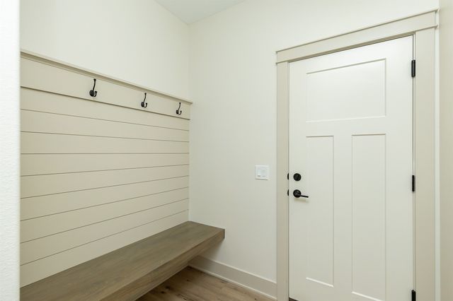 6641 River Bend Drive, Johnston, IA 50131