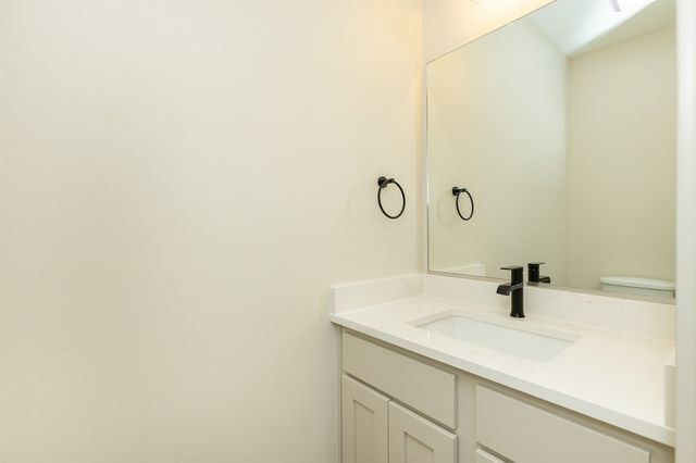 6641 River Bend Drive, Johnston, IA 50131