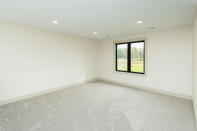 6641 River Bend Drive, Johnston, IA 50131