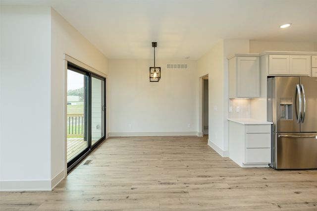 6641 River Bend Drive, Johnston, IA 50131