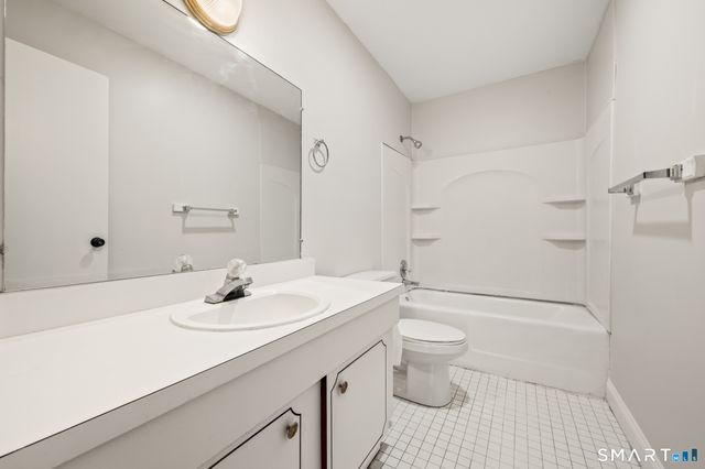 1114 Cromwell Hills Drive 1114, Cromwell, CT 06416