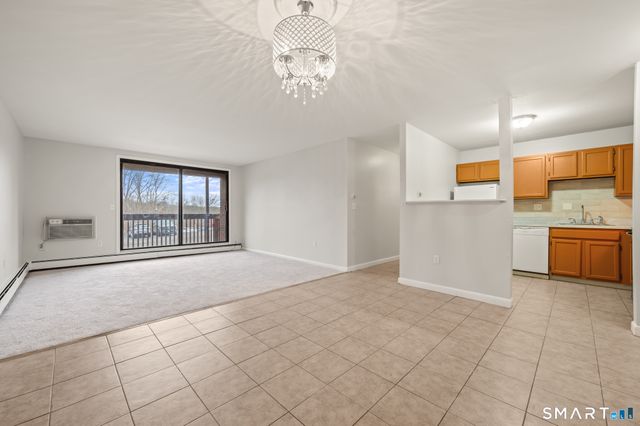 1114 Cromwell Hills Drive 1114, Cromwell, CT 06416