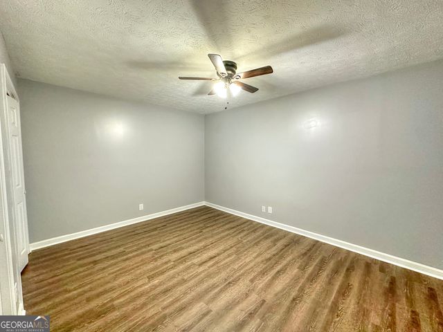 100 Teaver Court, Lagrange, GA 30240
