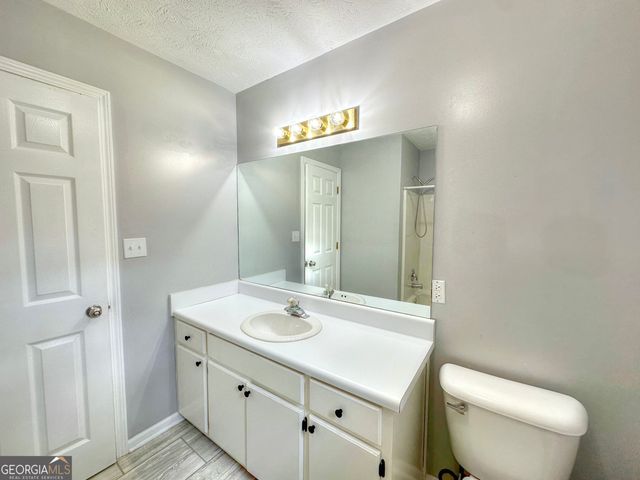 100 Teaver Court, Lagrange, GA 30240