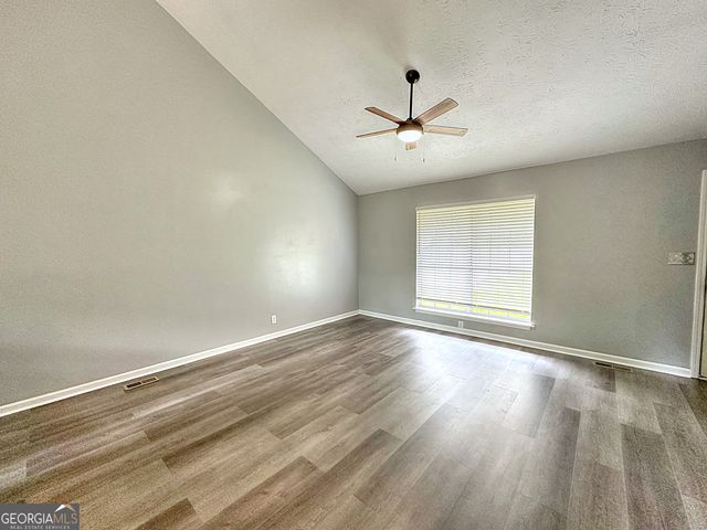 100 Teaver Court, Lagrange, GA 30240