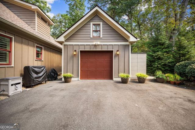 12 Orbit Lane, Ellijay, GA 30540
