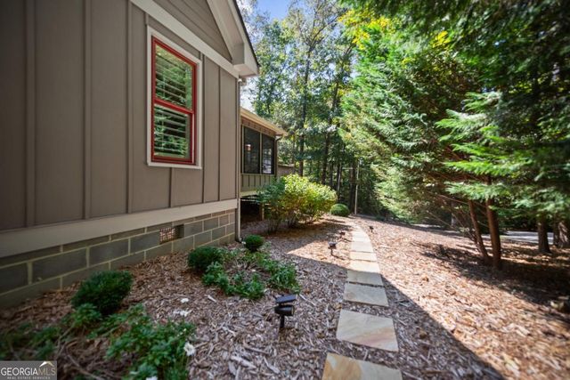12 Orbit Lane, Ellijay, GA 30540