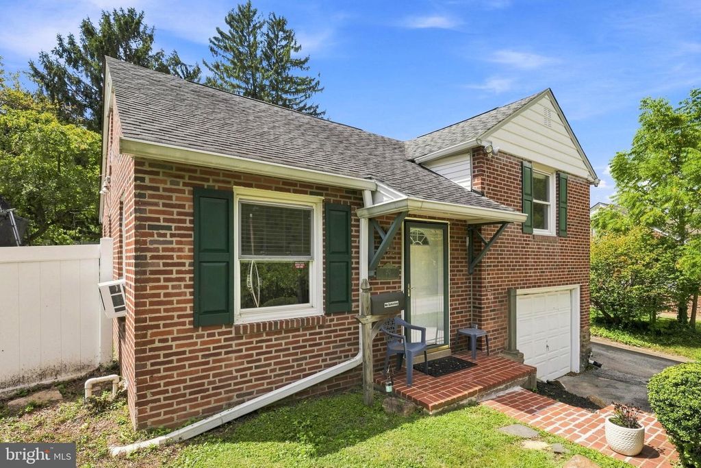 20 N MALIN RD, BROOMALL, PA 19008 — photo 4
