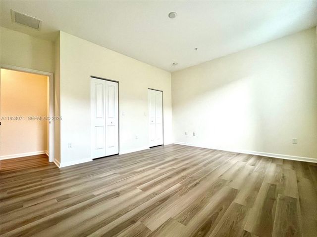 12585 NW 32nd Mnr, Sunrise, FL 33323