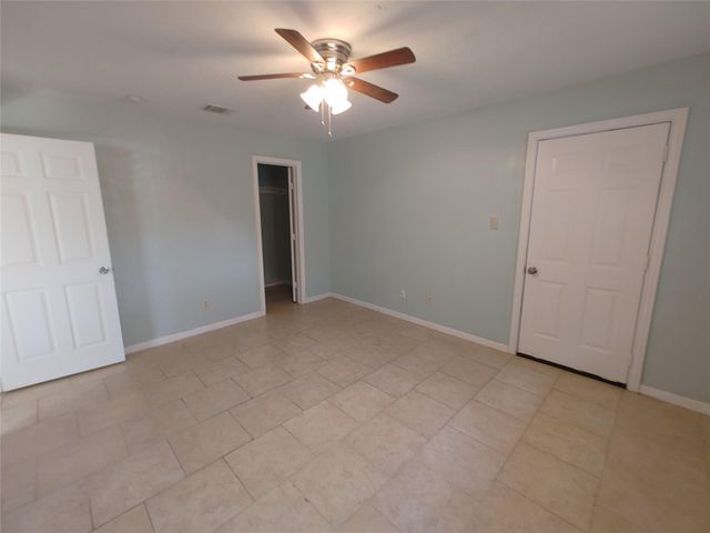 633 Mosswood Drive, Conroe, TX 77302