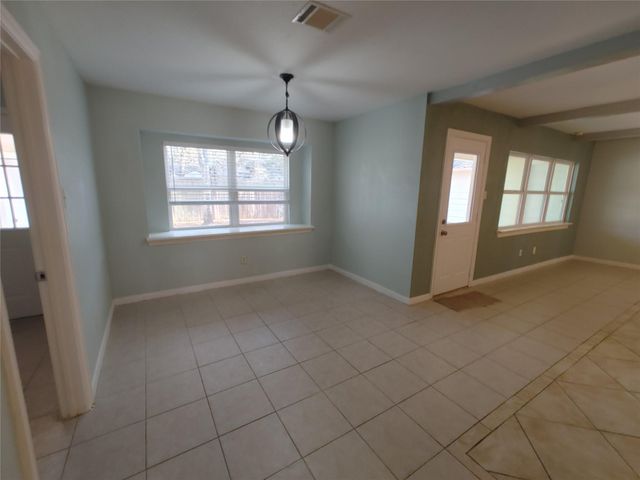 633 Mosswood Drive, Conroe, TX 77302