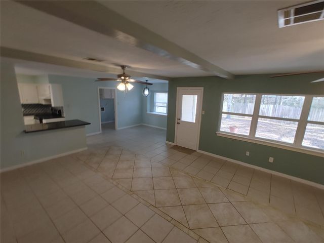 633 Mosswood Drive, Conroe, TX 77302