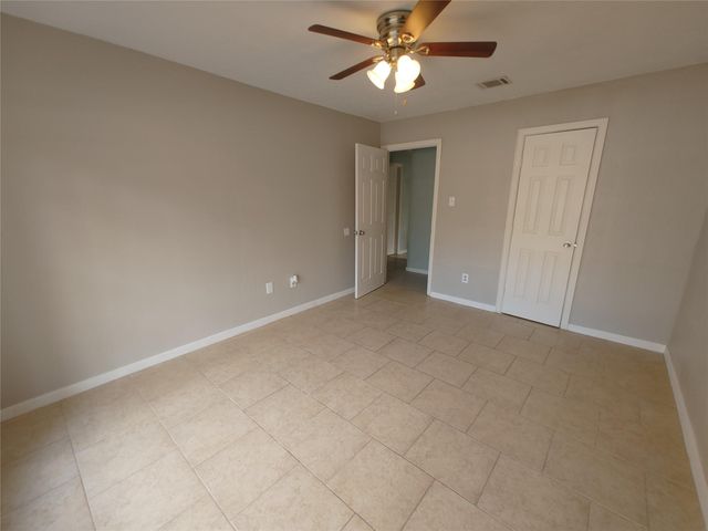 633 Mosswood Drive, Conroe, TX 77302