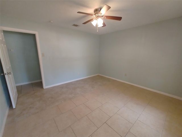 633 Mosswood Drive, Conroe, TX 77302